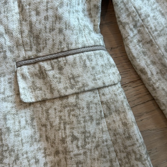 White cream and tan linen suit blazer jacket Tahari 0P BNWT - Picture 3 of 4